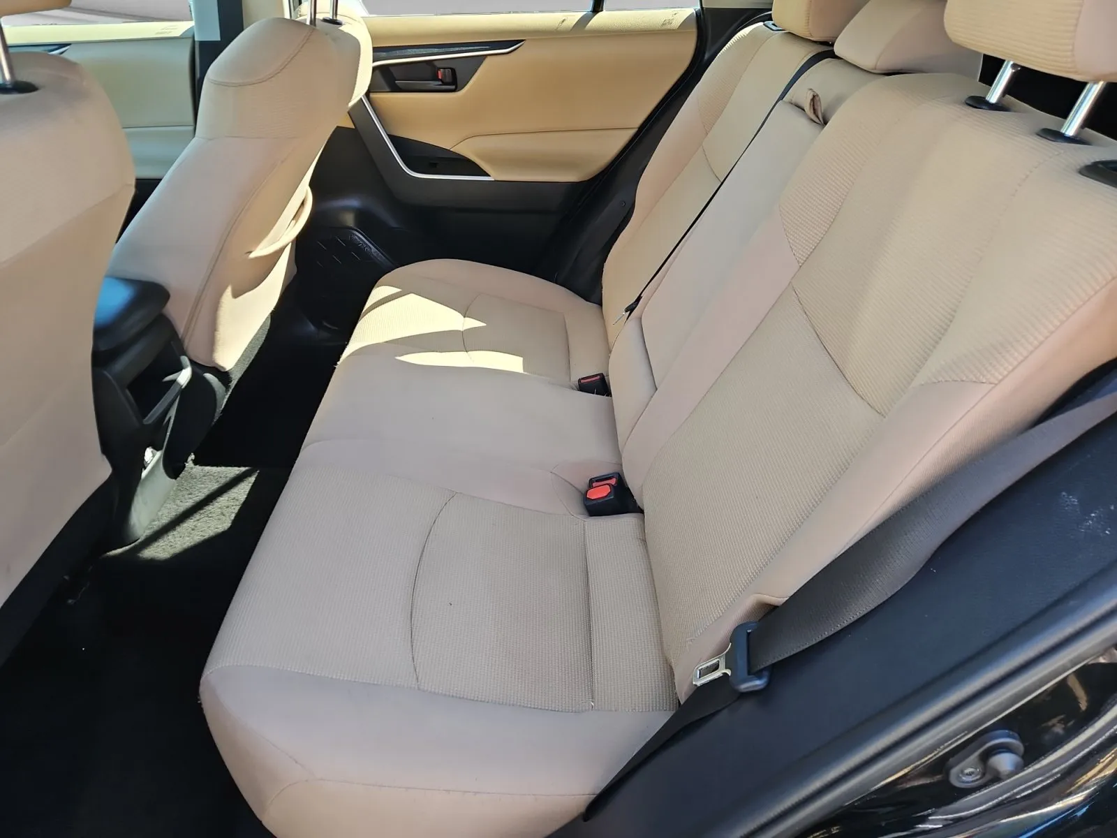 Toyota RAV4 photo 14