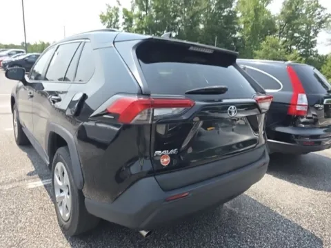 More photos of 2020 Toyota RAV4 LE at Auto Boutique Ohio, OH