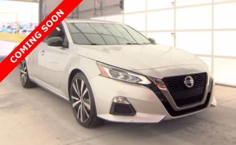 Another view of 2022 Nissan Altima 2.5 SR for sale in Columbus, OH at Auto Boutique Ohio