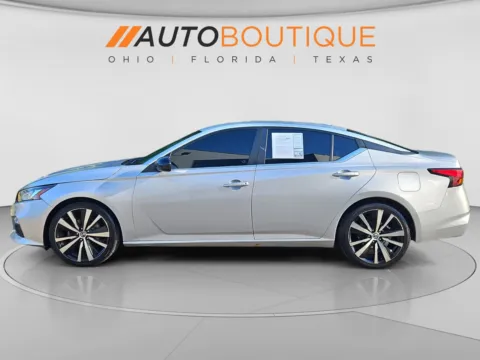Photos of 2022 Nissan Altima 2.5 SR for sale in Columbus, OH at Auto Boutique Ohio