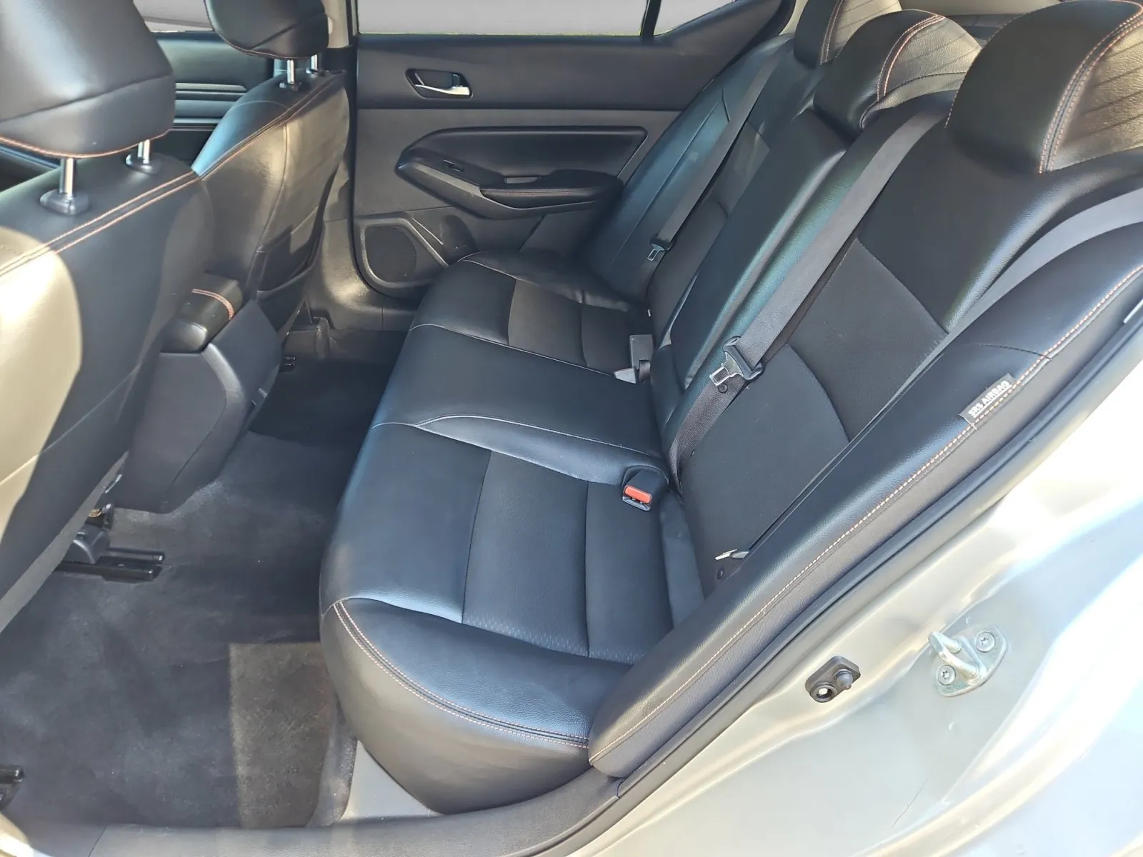 Nissan Altima photo 14