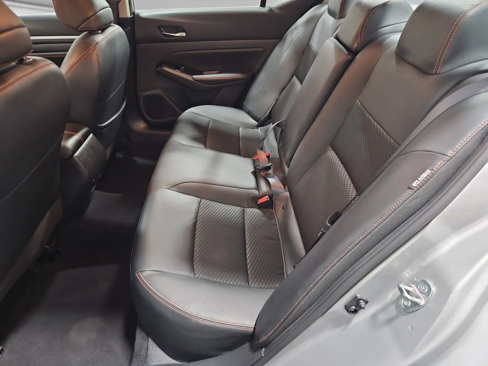 Nissan Altima photo 14