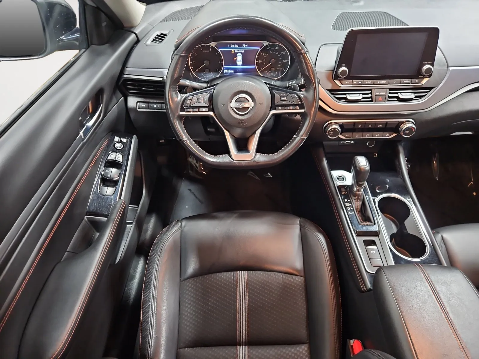 Nissan Altima photo 10