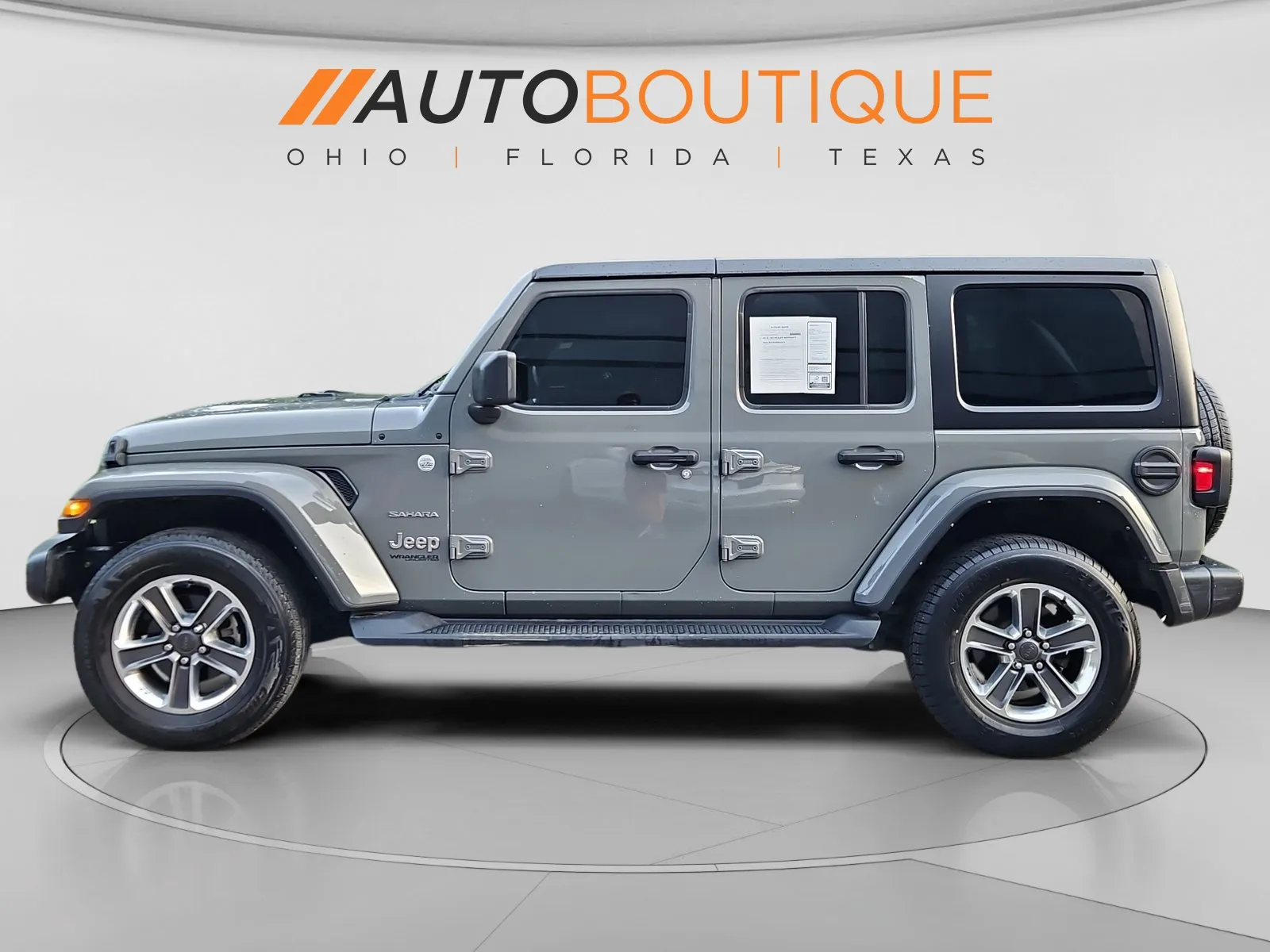 Jeep Wrangler photo 2