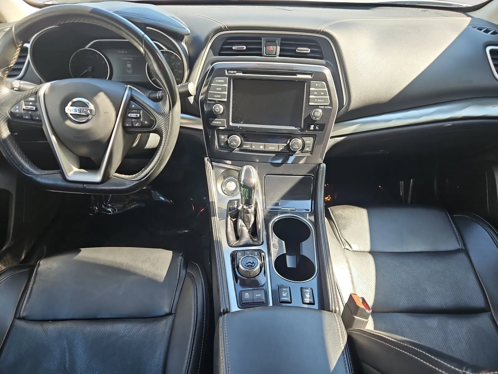 Nissan Maxima photo 11