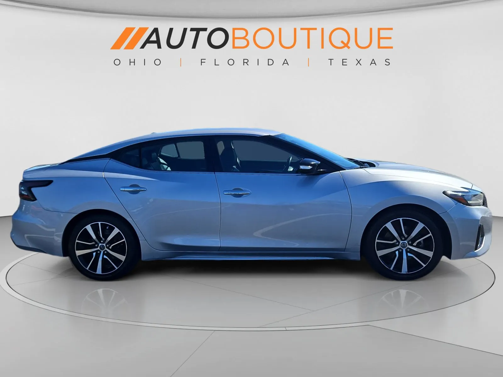 Nissan Maxima photo 6