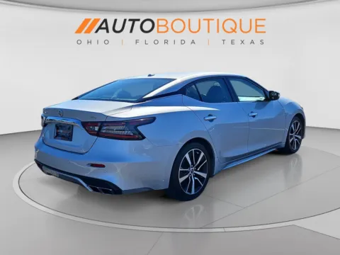 More photos of 2022 Nissan Maxima SV at Auto Boutique Ohio, OH