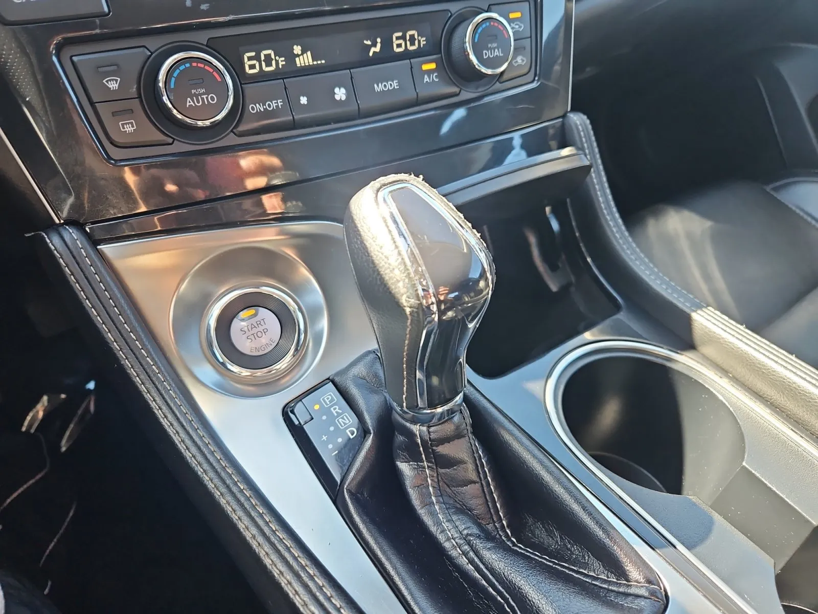 Nissan Maxima photo 21