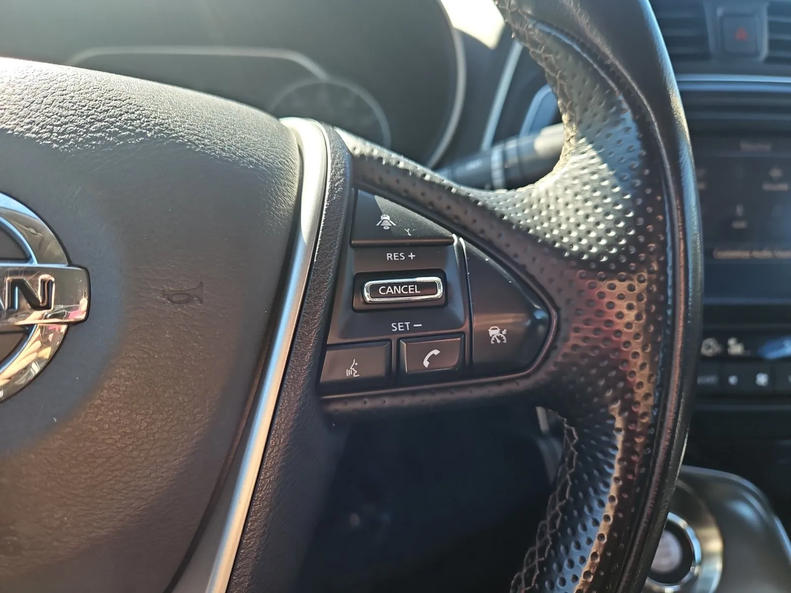 Nissan Maxima photo 25