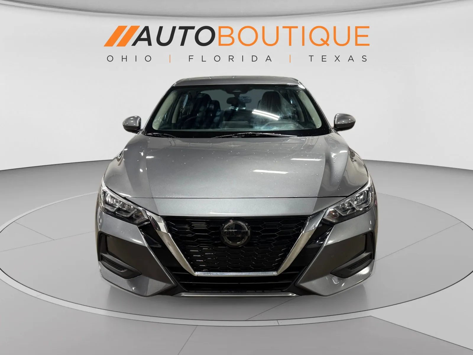 Nissan Sentra photo 8