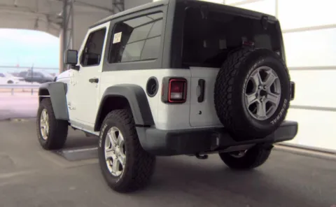 More photos of 2018 Jeep Wrangler Sport S at Auto Boutique Ohio, OH
