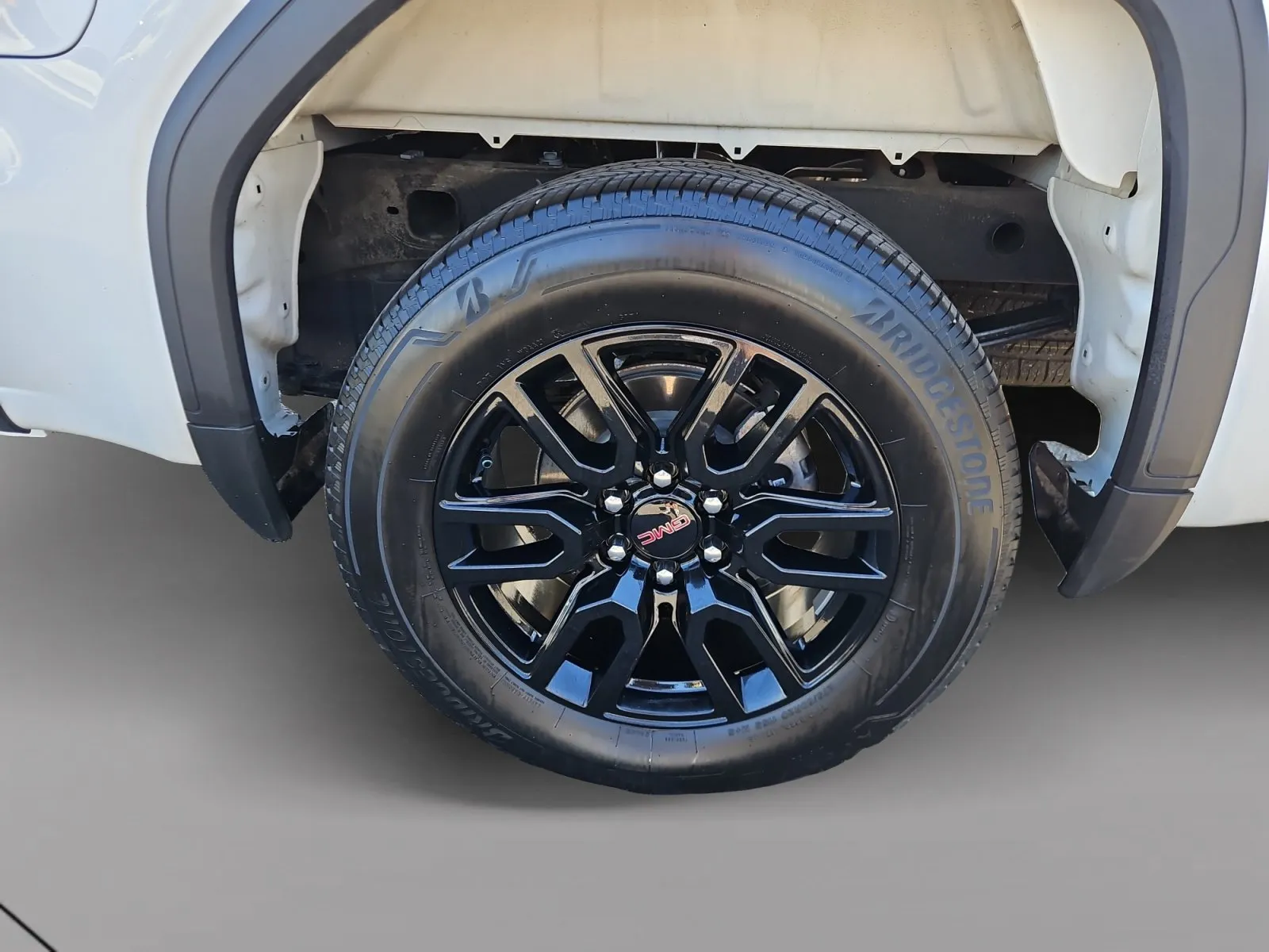 GMC Sierra photo 15