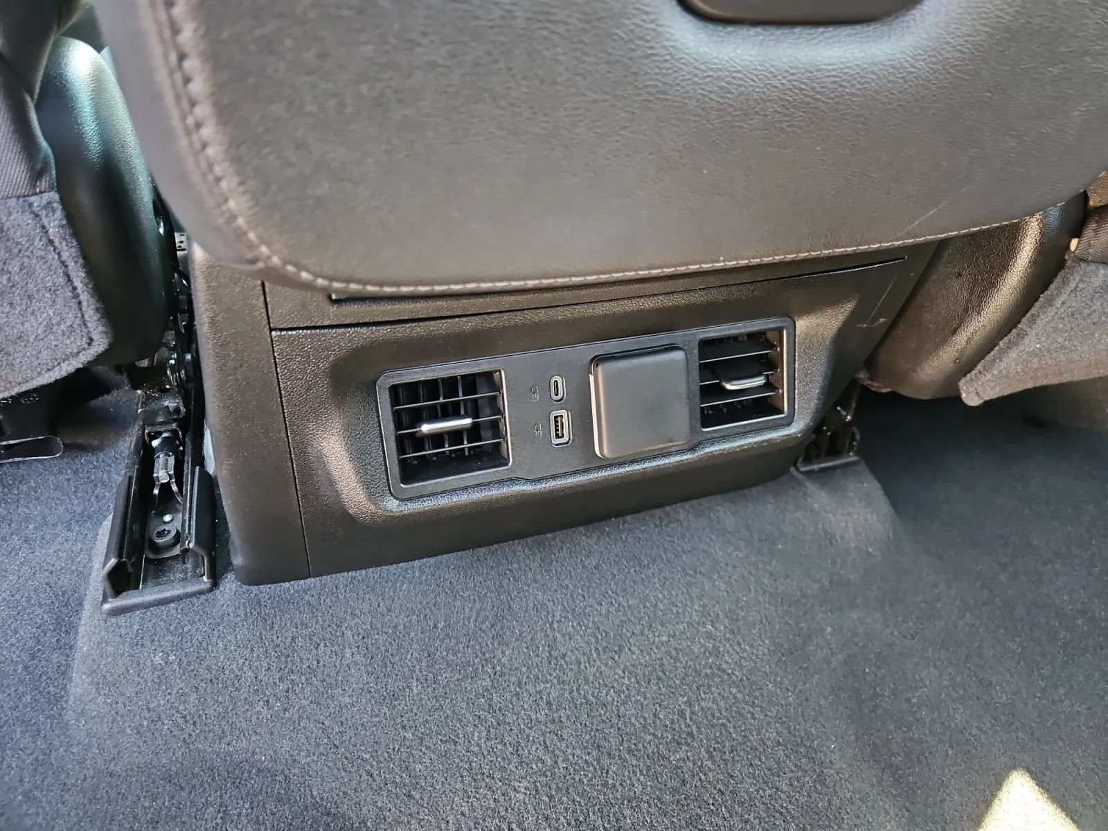 GMC Sierra photo 13