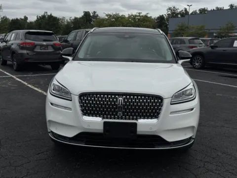 More photos of 2020 Lincoln Corsair Reserve at Auto Boutique Ohio, OH