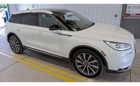 Another view of 2020 Lincoln Corsair Reserve for sale in Columbus, OH at Auto Boutique Ohio