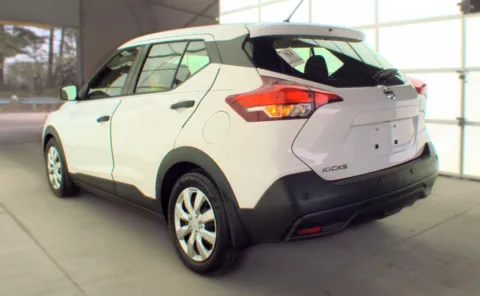 More photos of 2020 Nissan Kicks S at Auto Boutique Ohio, OH