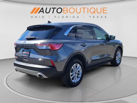 More photos of 2021 Ford Escape SE at Auto Boutique Ohio, OH