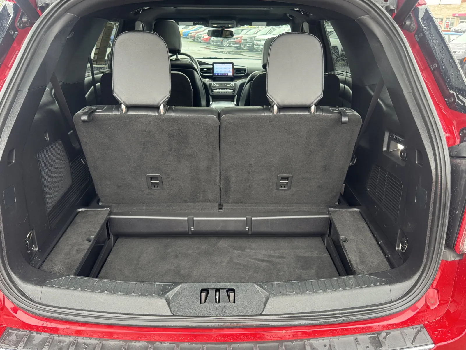 Ford Explorer photo 13