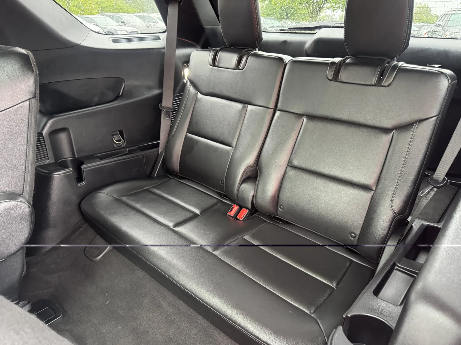 Ford Explorer photo 16