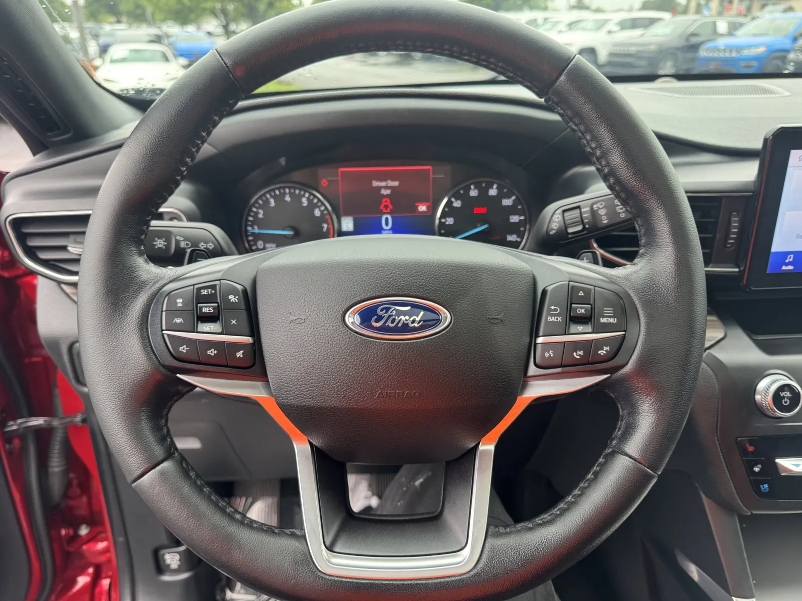 Ford Explorer photo 20