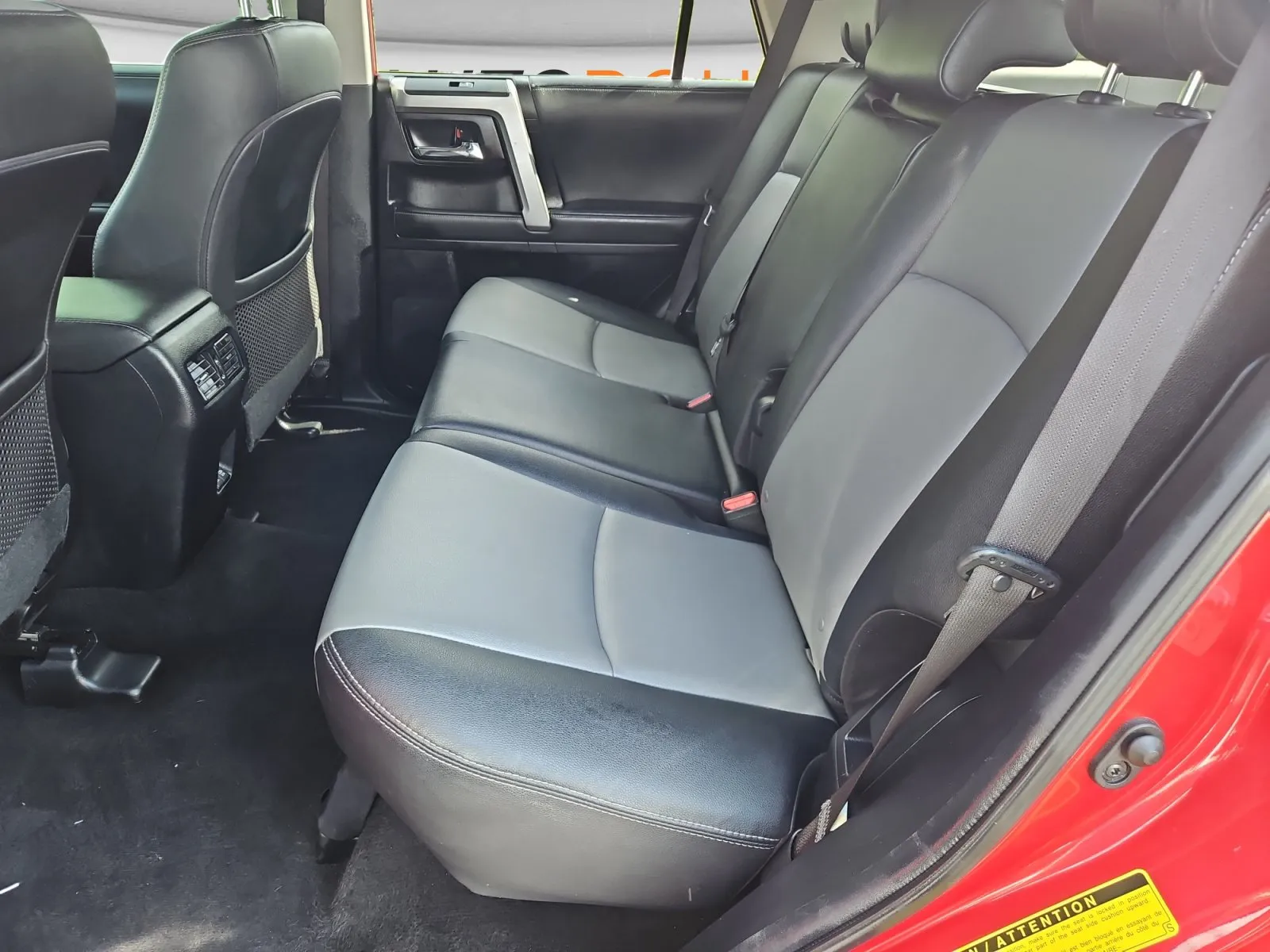 Toyota 4Runner photo 14