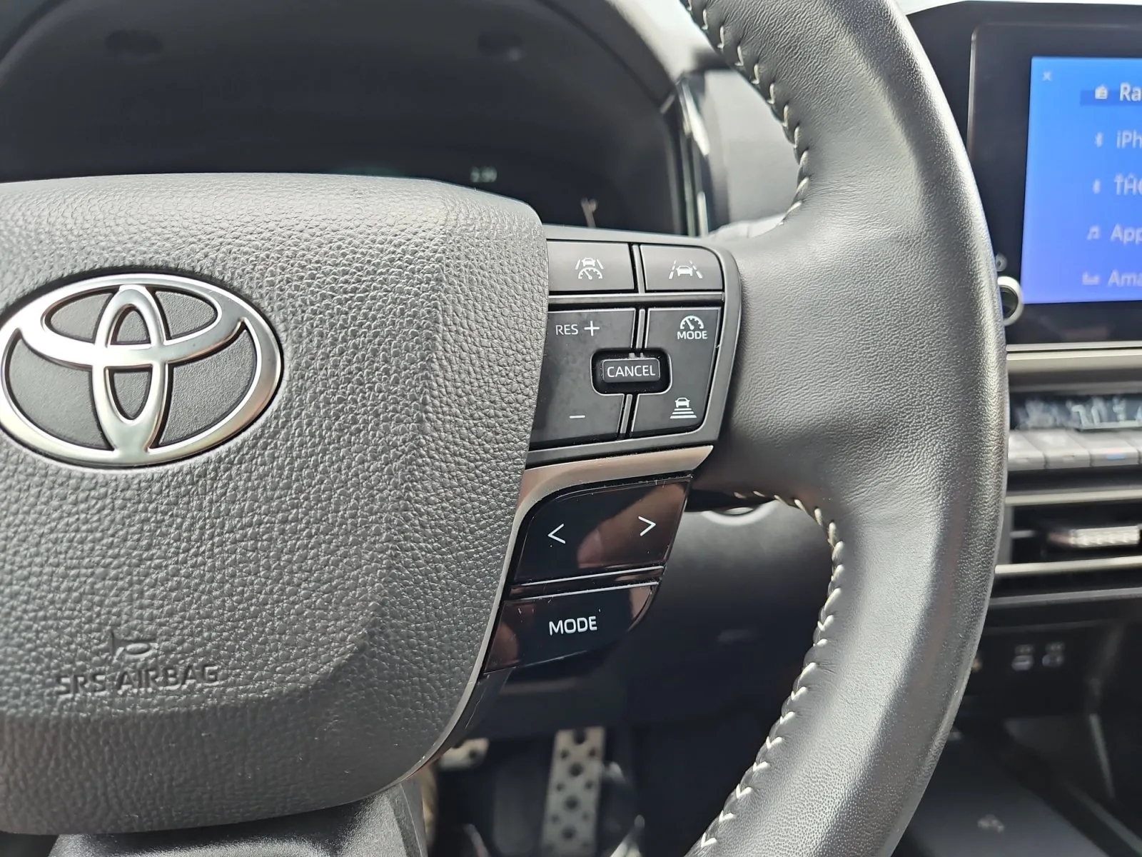Toyota Camry photo 26