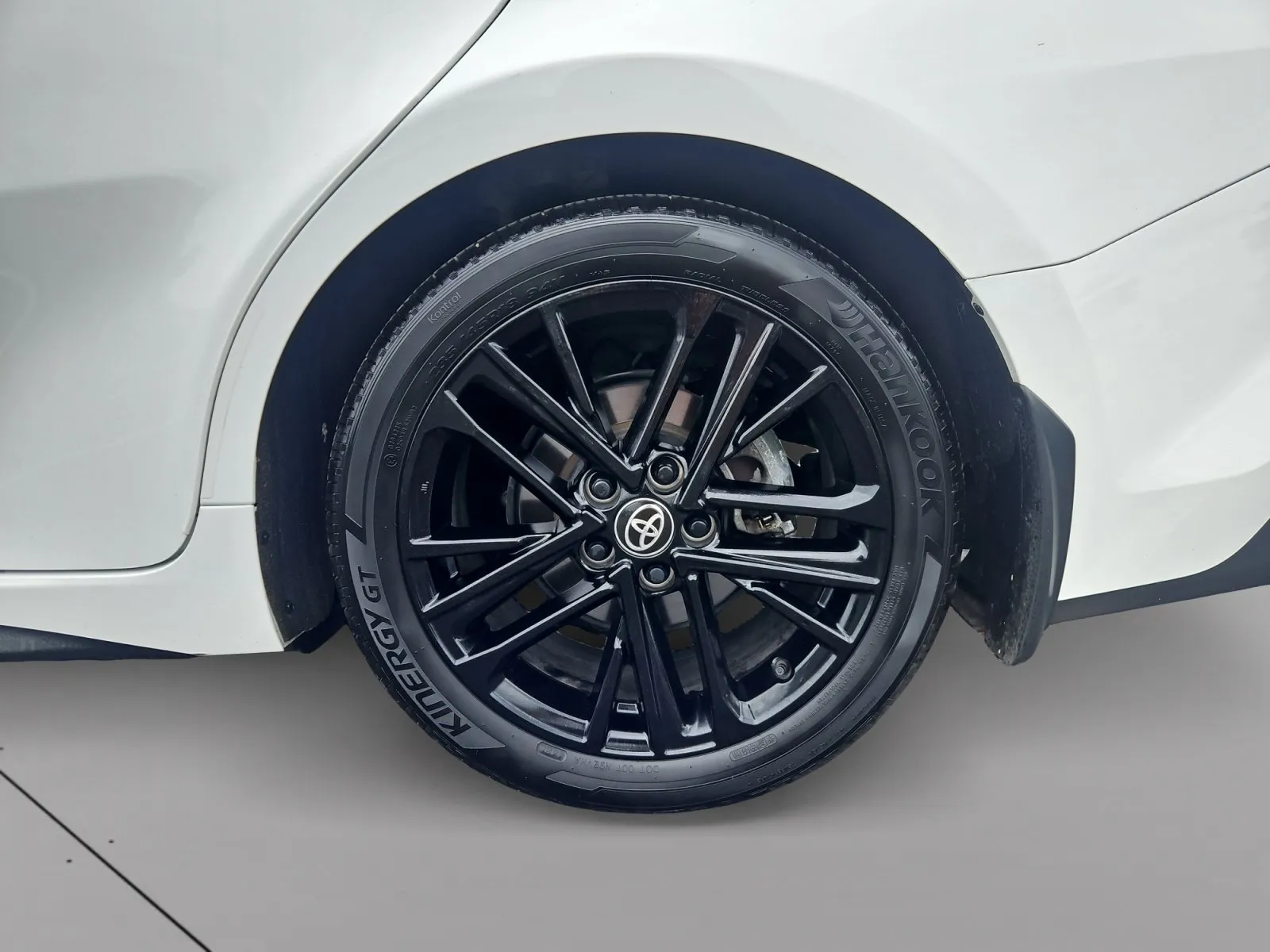 Toyota Camry photo 15