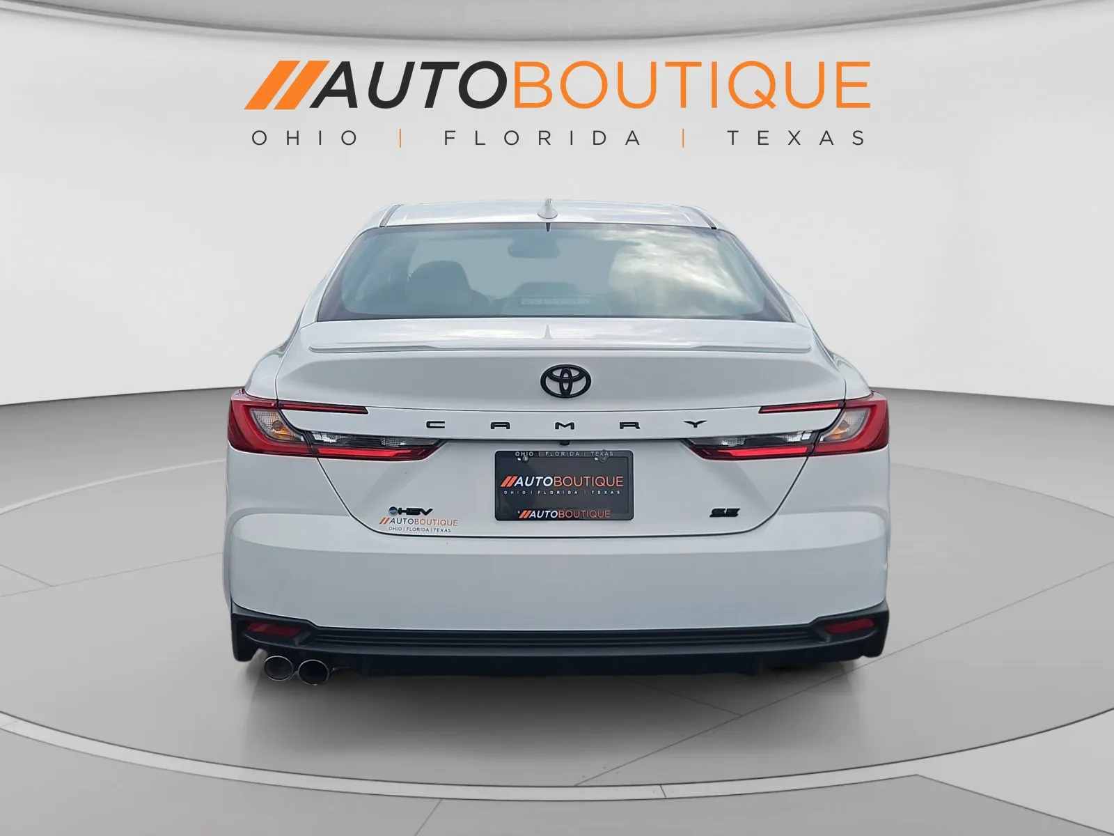 Toyota Camry photo 4