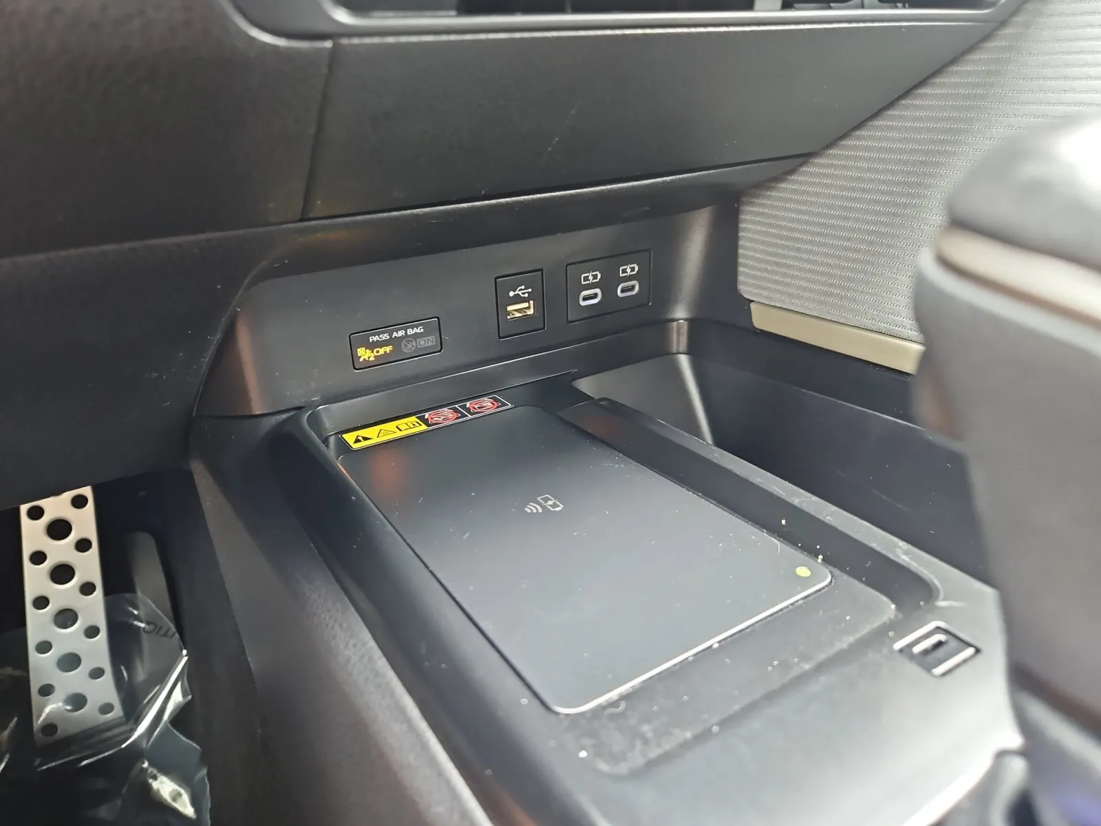 Toyota Camry photo 22