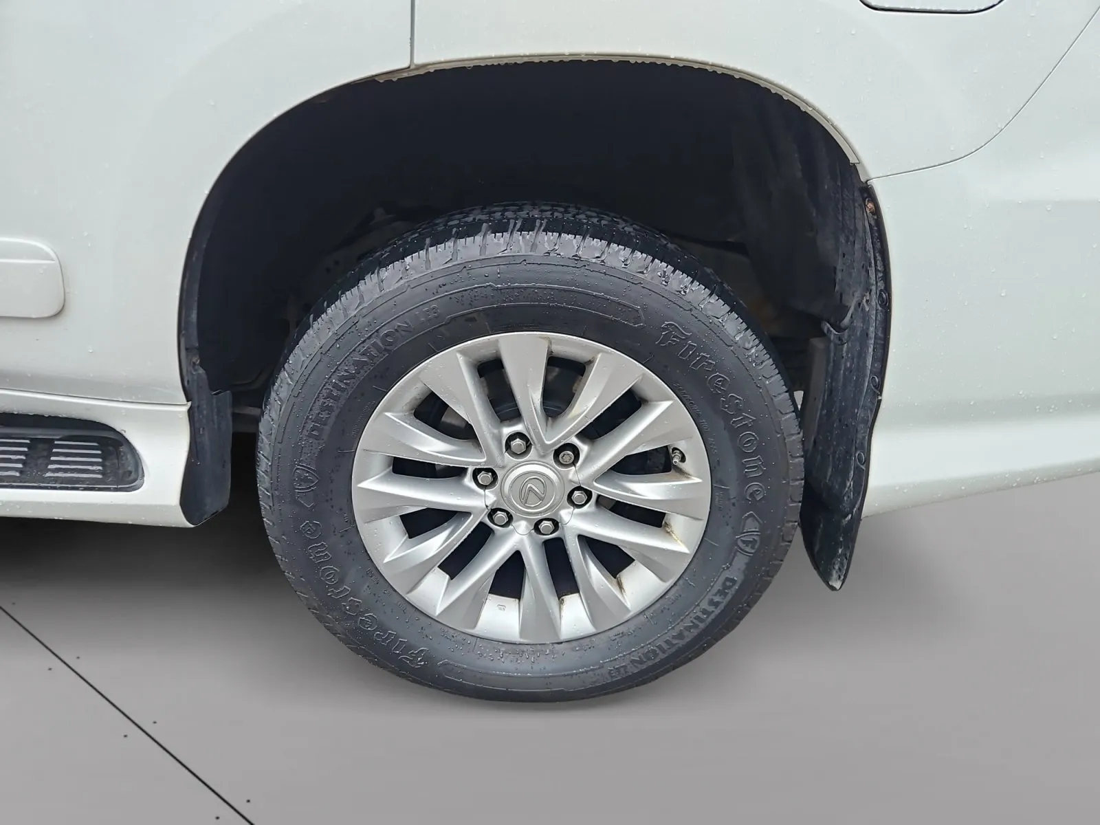 Lexus GX photo 15