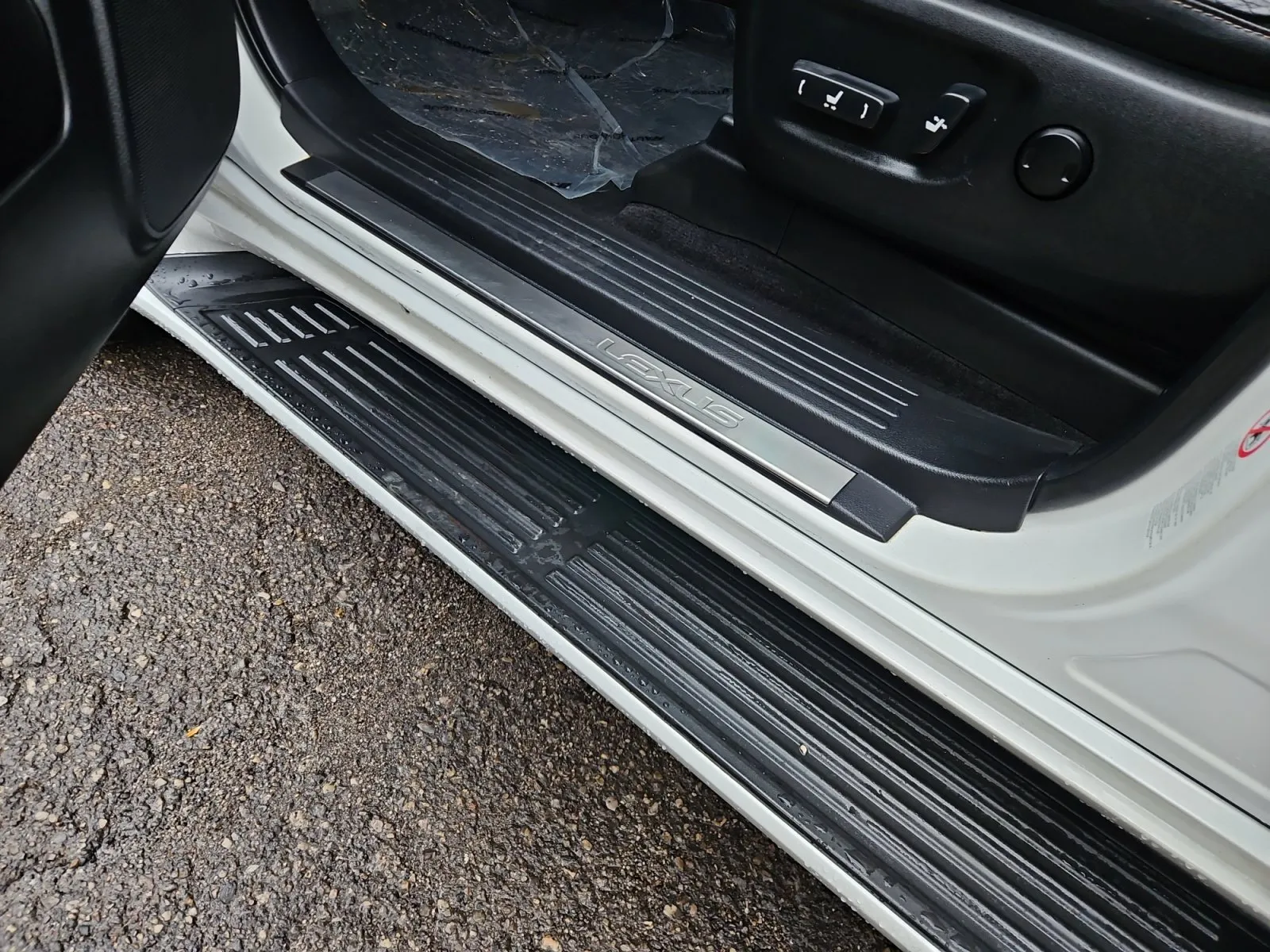 Lexus GX photo 16