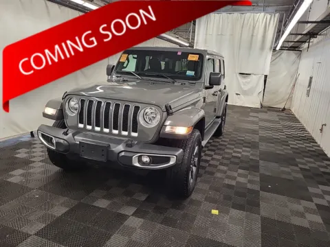 Gray 2018 Jeep Wrangler Unlimited Sahara for sale in Columbus, OH