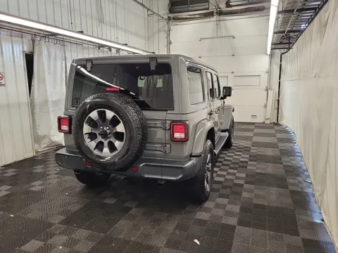 More photos of 2018 Jeep Wrangler Unlimited Sahara at Auto Boutique Ohio, OH