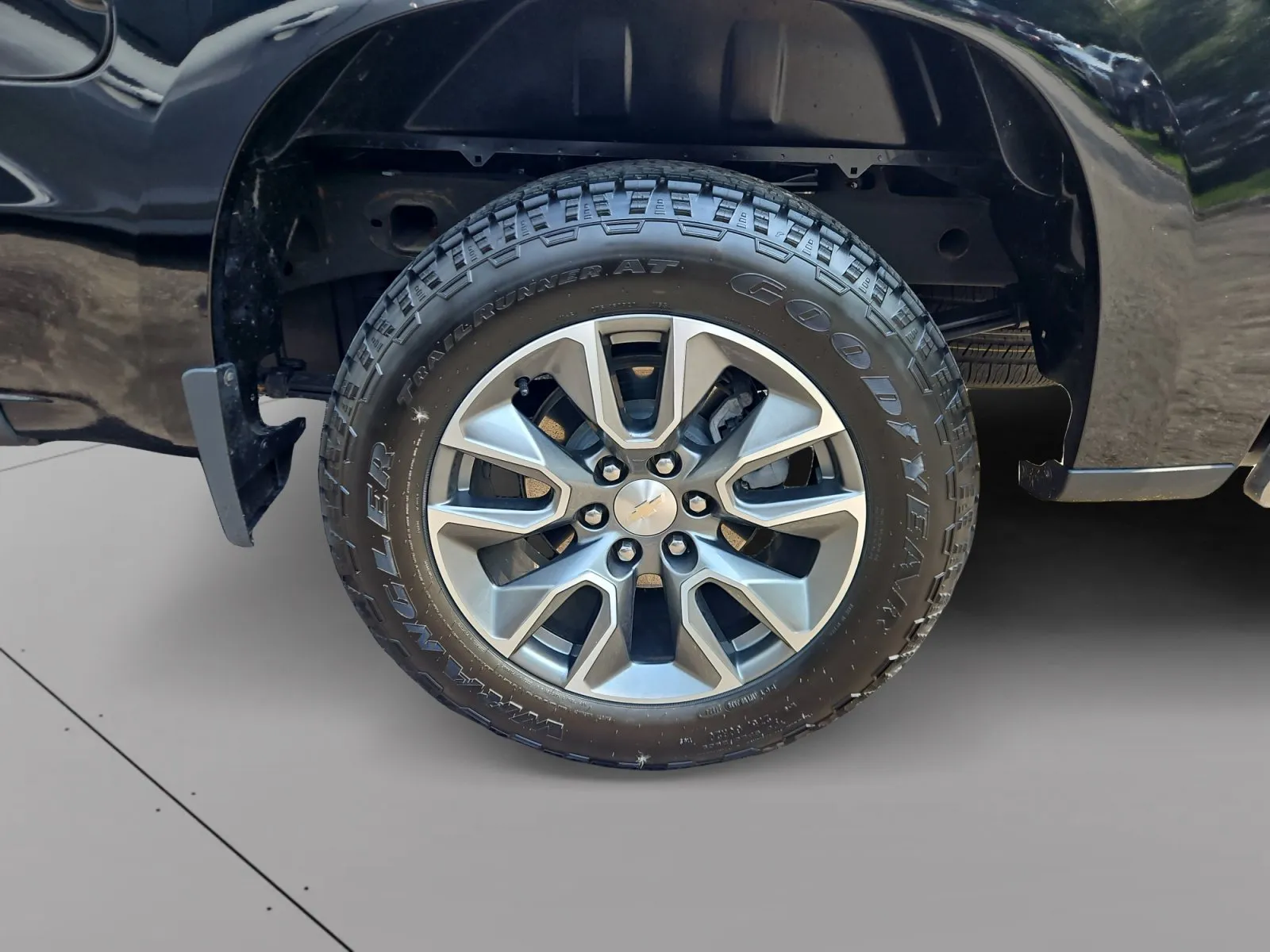 Chevrolet Silverado photo 14