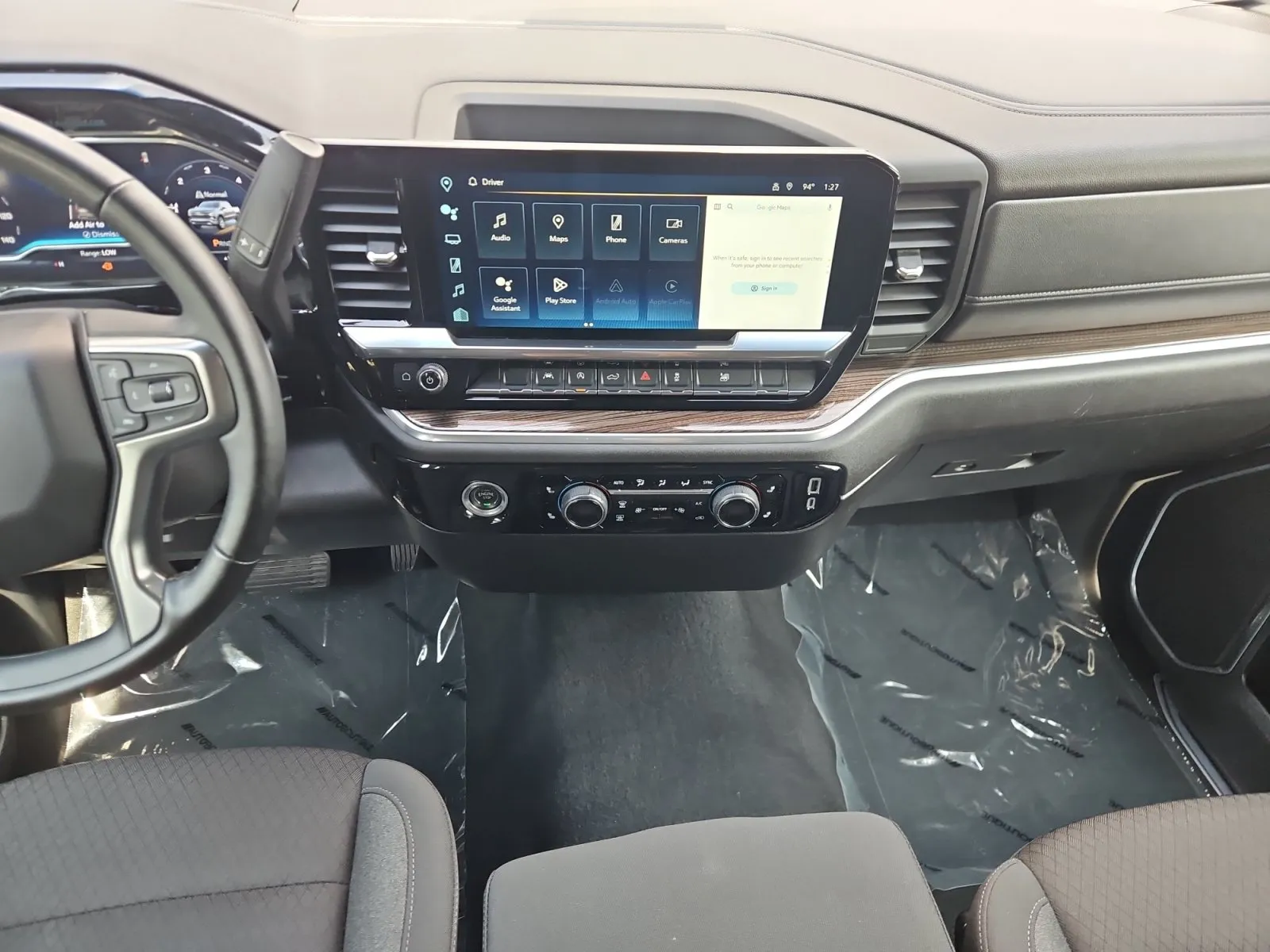 Chevrolet Silverado photo 11