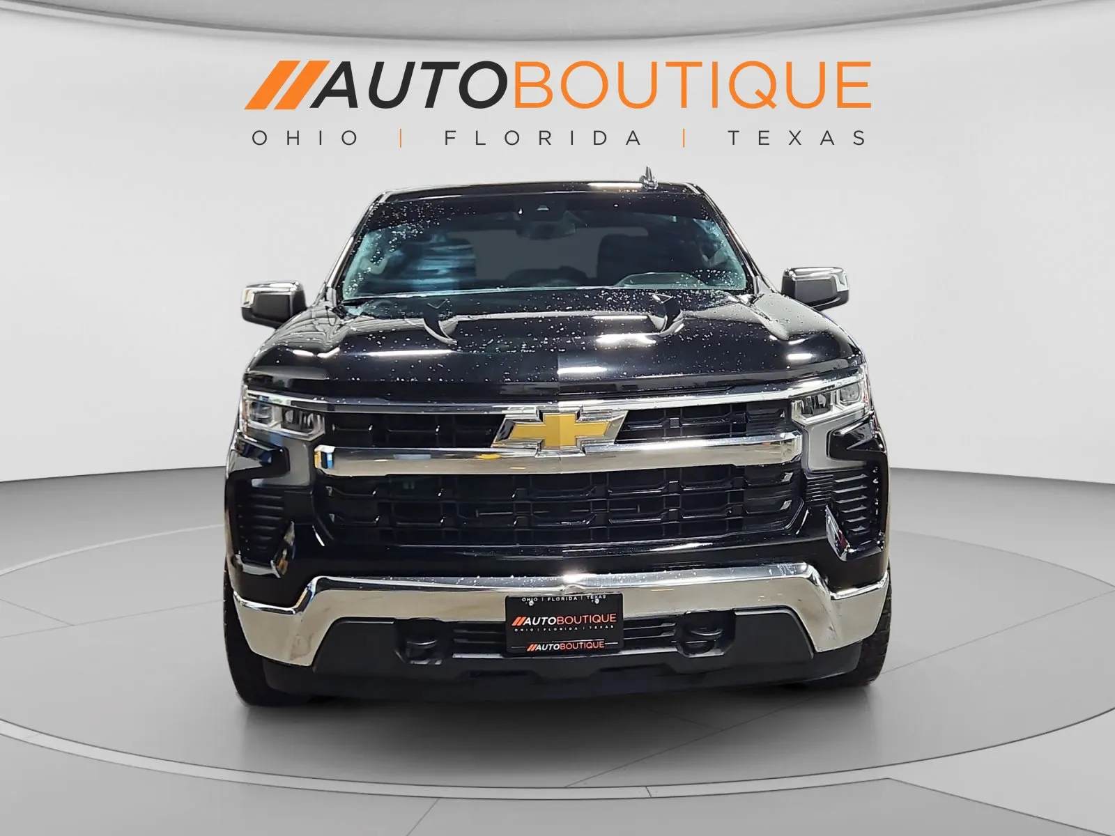 Chevrolet Silverado photo 8