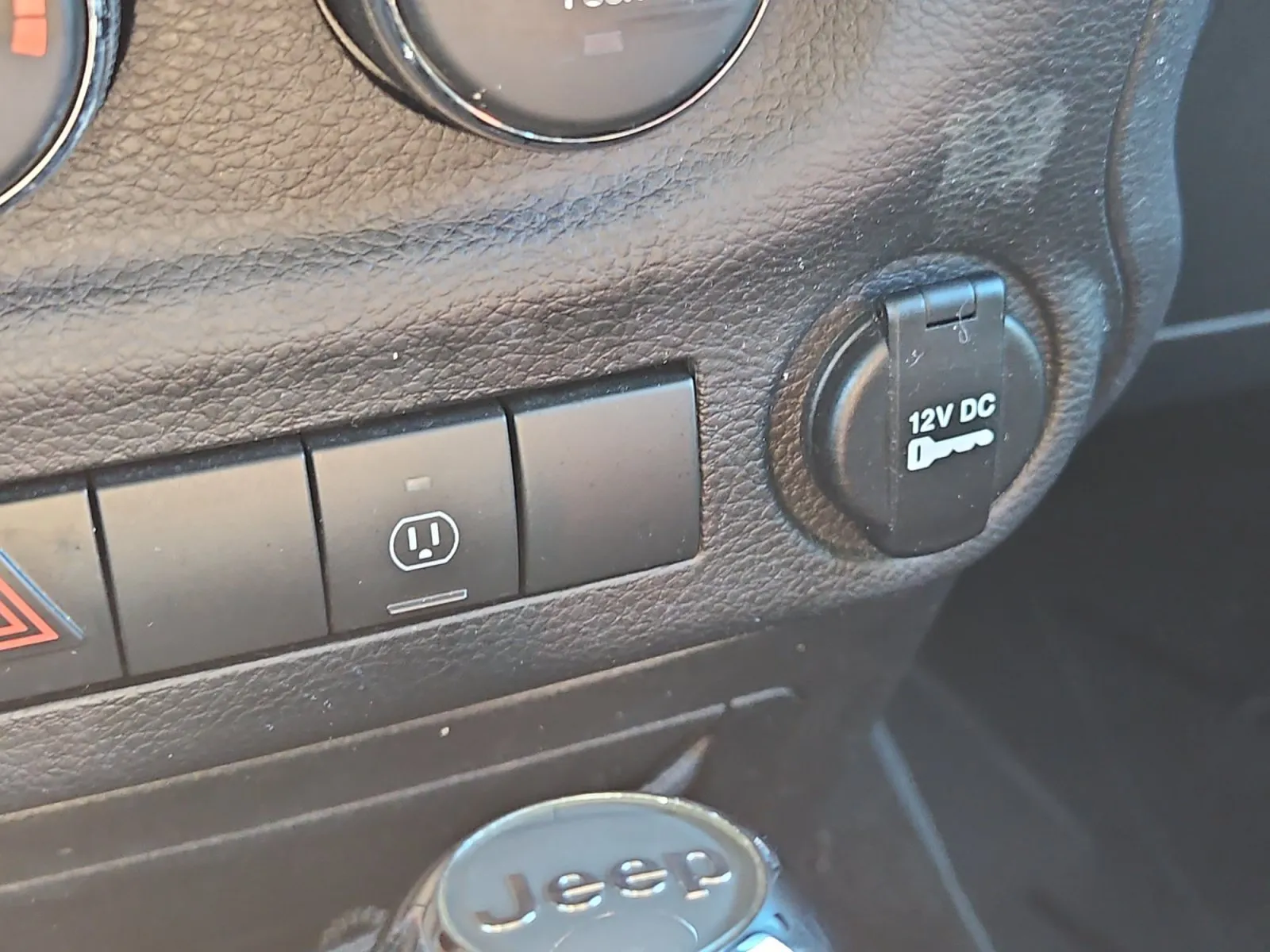 Jeep Wrangler photo 18