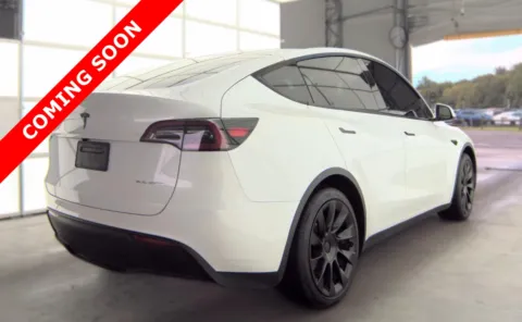 More photos of 2024 Tesla Model Y Long Range at Auto Boutique Ohio, OH