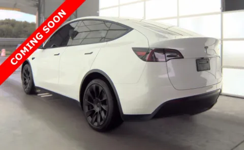 More photos of 2024 Tesla Model Y Long Range at Auto Boutique Ohio, OH