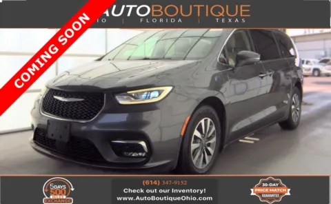 Gray 2021 Chrysler Pacifica Hybrid Touring L for sale in Columbus, OH
