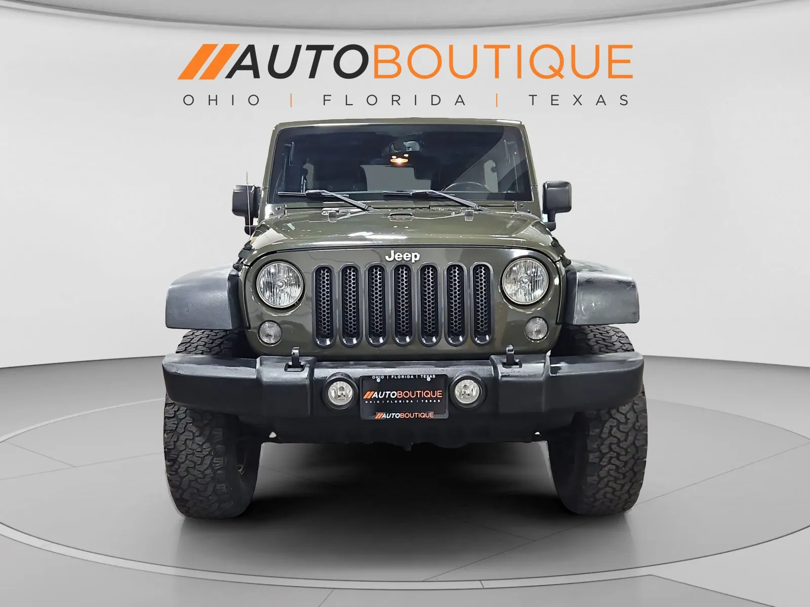 Jeep Wrangler photo 8
