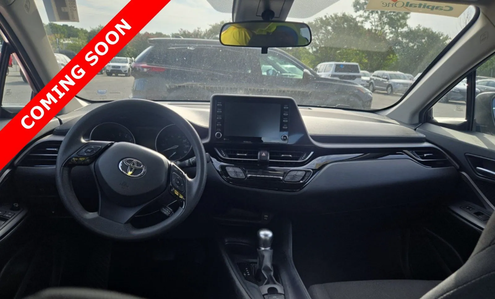 Toyota C-HR photo 6