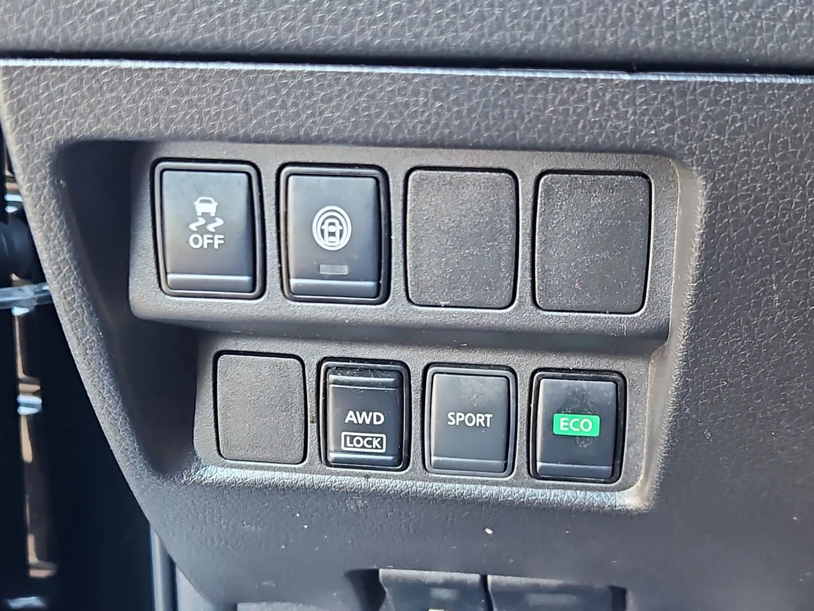 Nissan Rogue Sport photo 21
