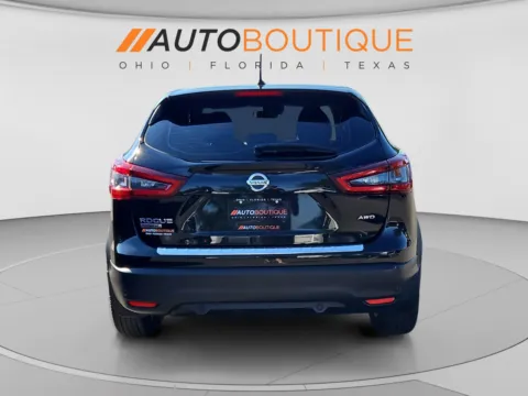 More photos of 2021 Nissan Rogue Sport S at Auto Boutique Ohio, OH