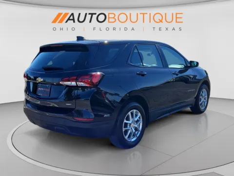 More photos of 2022 Chevrolet Equinox LS at Auto Boutique Ohio, OH