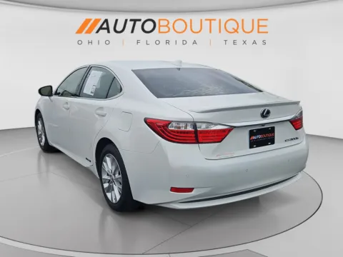 Another view of 2015 Lexus ES 300h Hybrid for sale in Columbus, OH at Auto Boutique Ohio