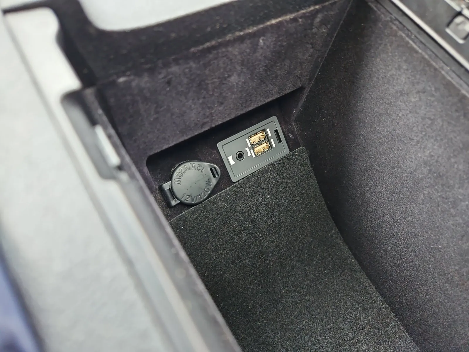 Lexus ES photo 27