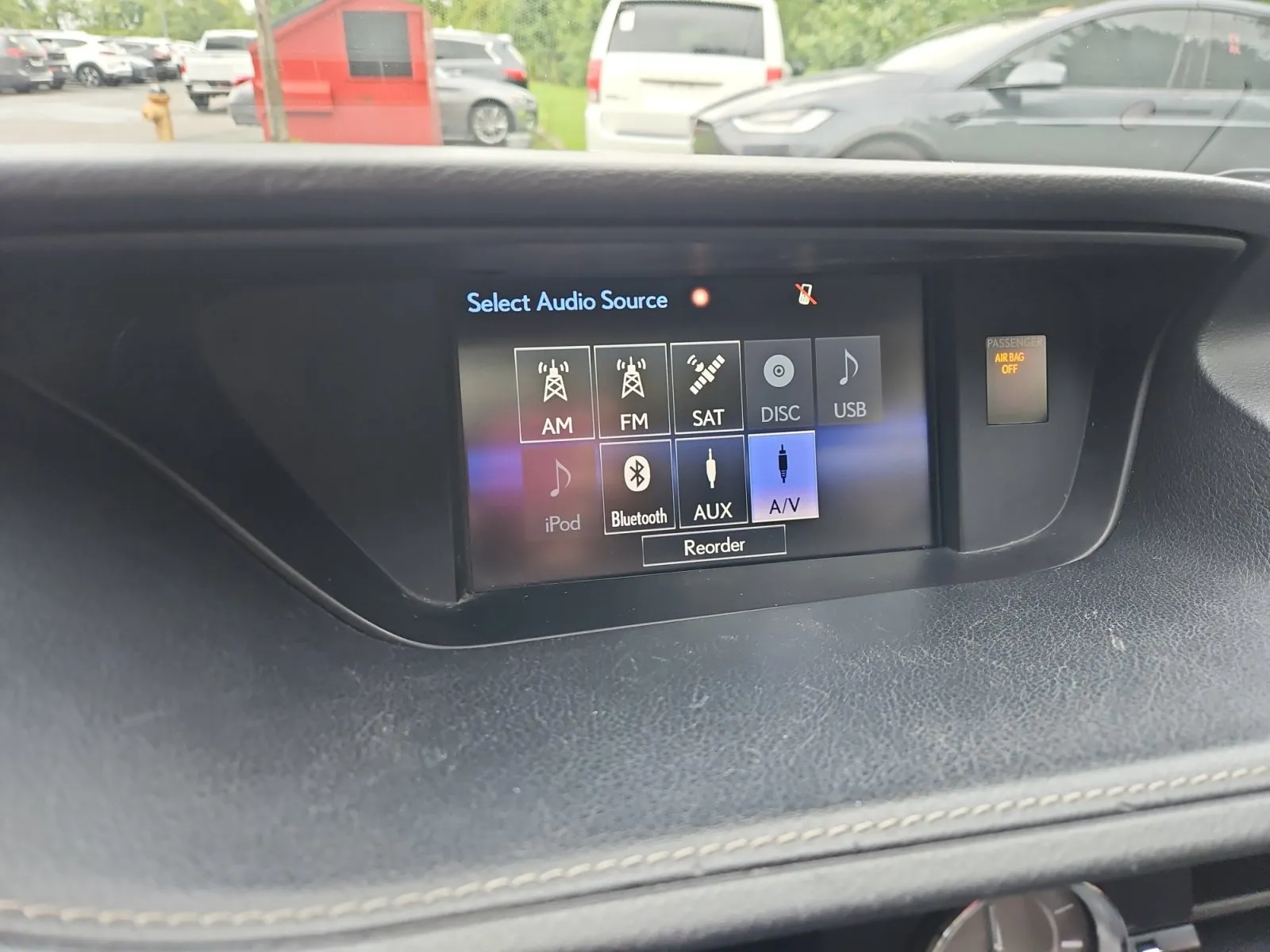 Lexus ES photo 21