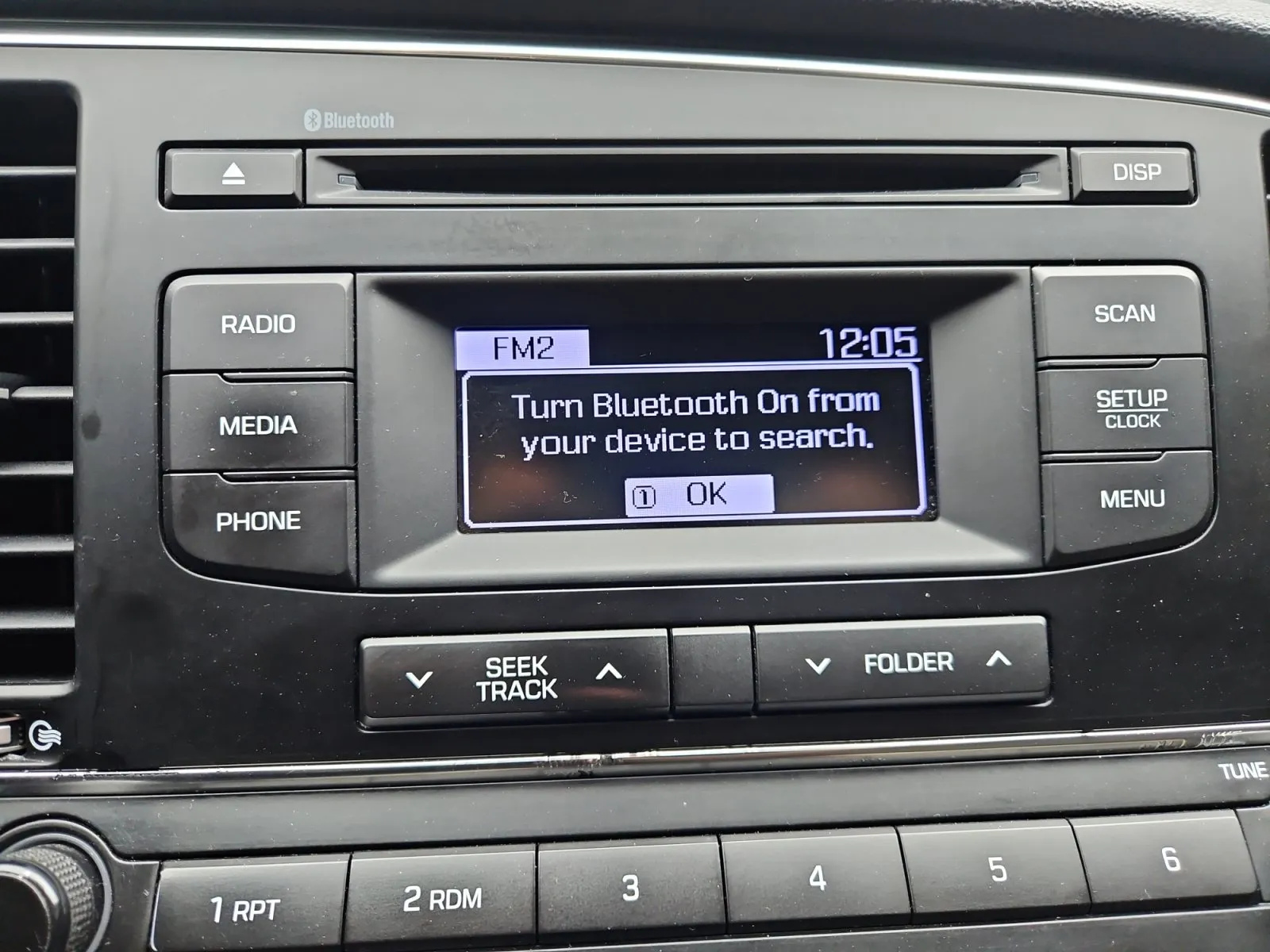 Hyundai Elantra photo 16