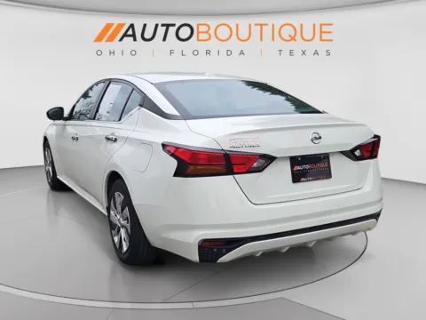 Another view of 2020 Nissan Altima 2.5 S for sale in Columbus, OH at Auto Boutique Ohio